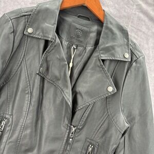 Max Studio NWT Women's Large Biker Moto Jacket Faux Leather Black Zip Pockets